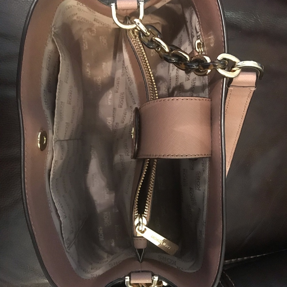 Dusty Rose MK bag - Picture 3 of 4